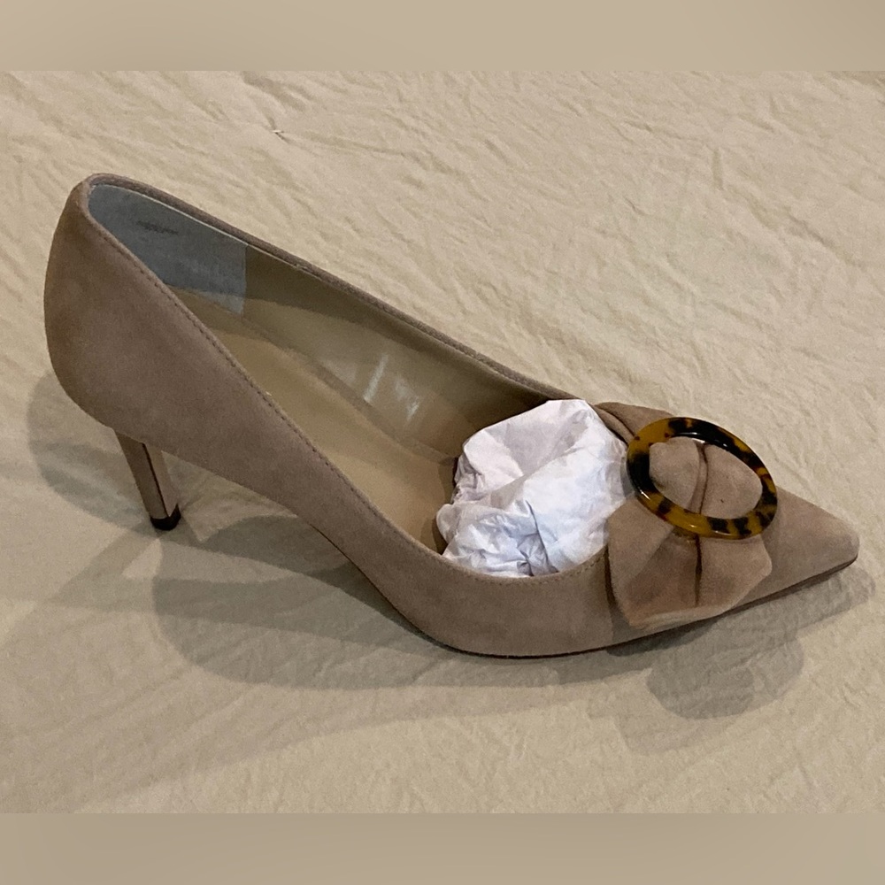 Ann Taylor Beige/Camel Suede Heel with Tortoise Buckle Detail